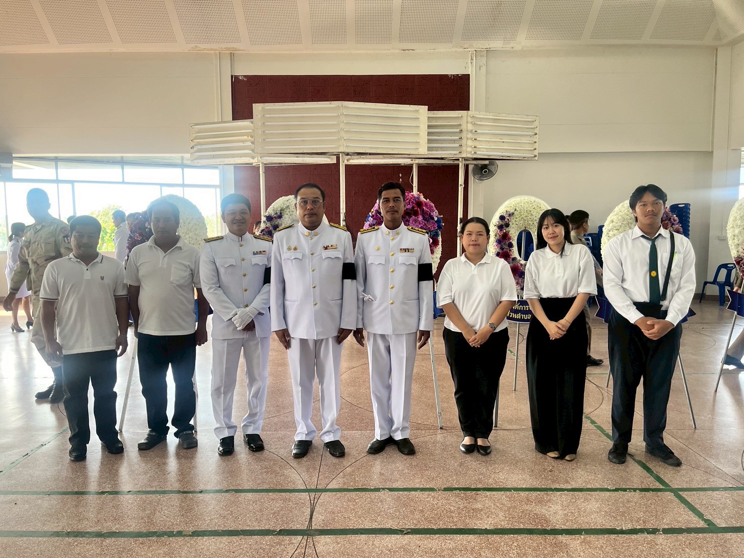 รูปแนบ
